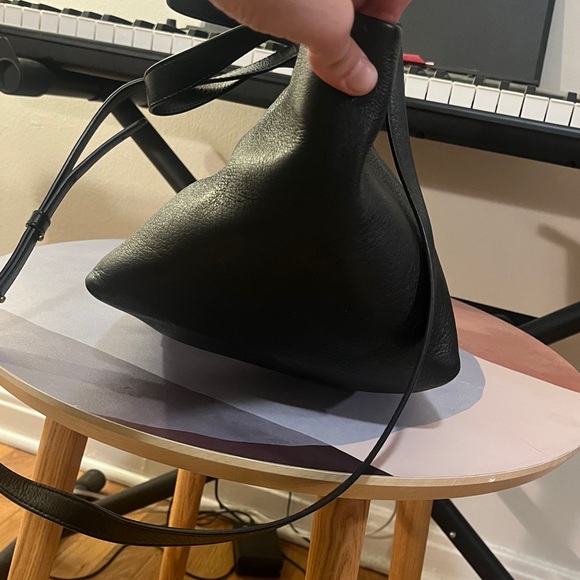 Mansur Gavriel Tulipano Black leather Tote / Crossbody - Picture 5 of 9